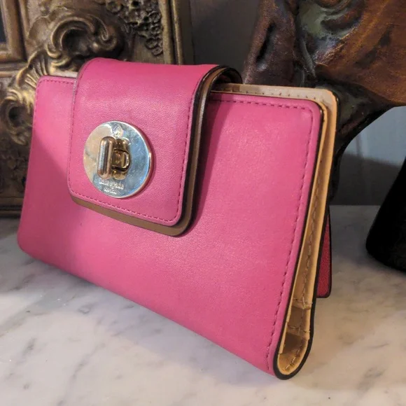 Kate Spade Pink Wallet - Picture 1 of 10